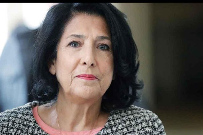 “Azərbaycanla sərhədlərin delimitasiya prosesinin yenilənməsini alqışlayıram - Gürcüstan Prezidenti