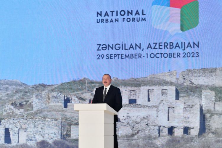 Prezident Zəngilan şəhərinə ilk qayıdışın vaxtını açıqladı