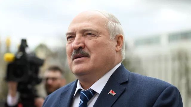 Lukaşenko Moskvada keçiriləcək Qələbə Paradına qatılacaq