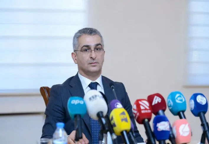 "Orta məktəb müəllimi öz ixtisası üzrə magistr dərəcəsinə də sahib olmalıdır" - YENİ TƏKLİF