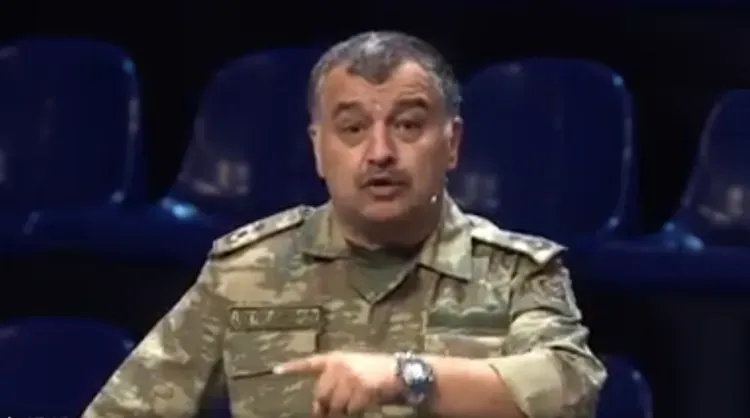 “Parlamentin Müdafiə komitəsi sualtı qayığı harada görüb?” – Polkovnik
